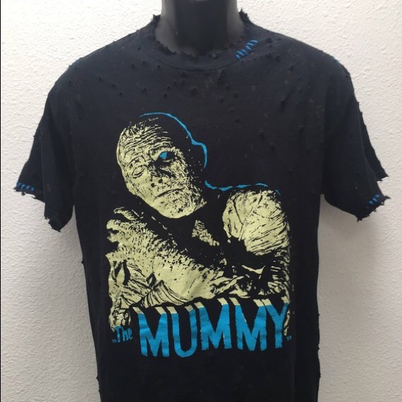 Glow in the dark The Mummy t shirt - Picture 1 of 3